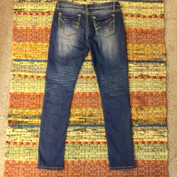 Distressed V.I.P. Jeans - Picture 2 of 6